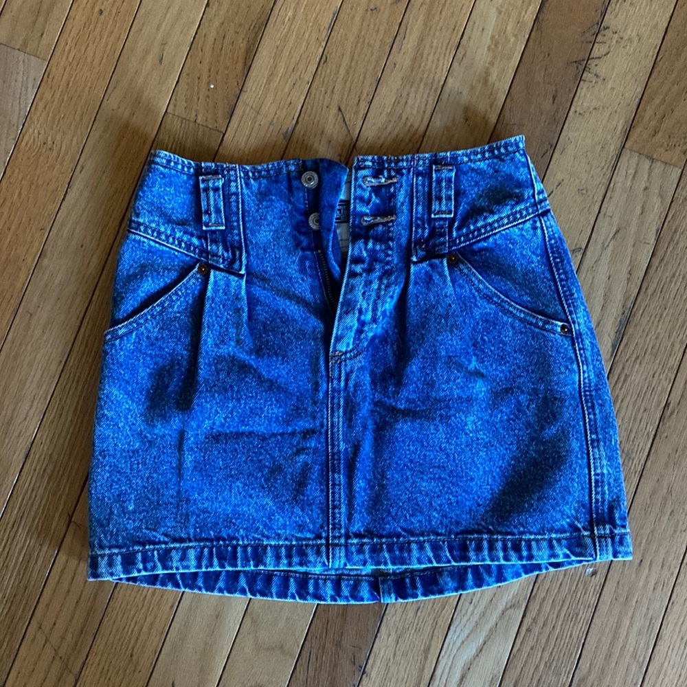 LAST CHANCE! Abercrombie denim mini - size 25 (0)